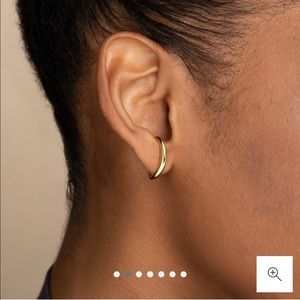 Mejuri Single Bold Hook Stud